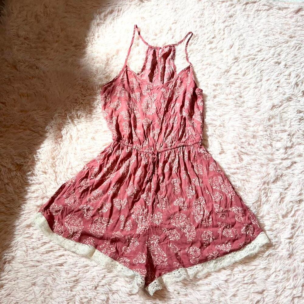 A&F Pink Floral Boho Cottage‎ Core Feminine Delicate Coquette Twee Lace Romper